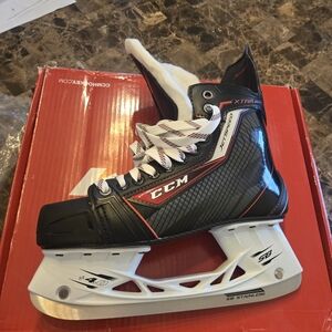 CCM JetSpeed XTRA Hockey Skate - Black and White